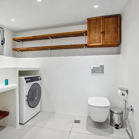 Ilocal Project Accommodation&sofer Services * Zefiria