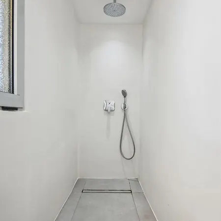 Villa Ilocal Project Accommodation&sofer Services